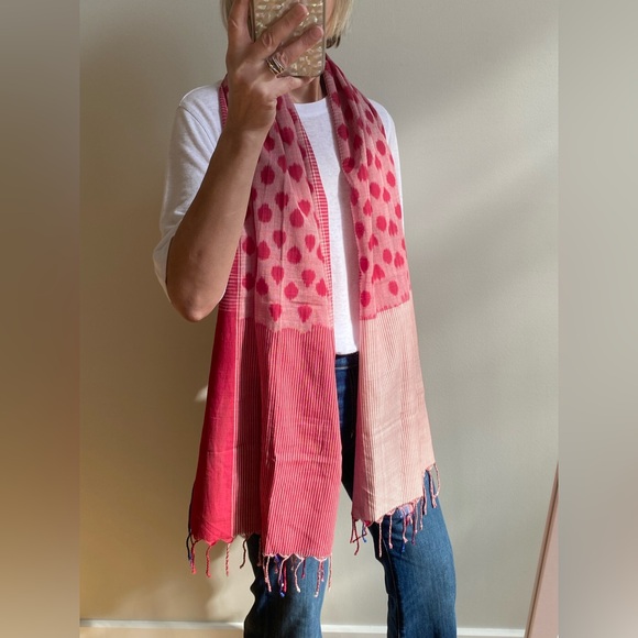 Red cotton striped mix pattern hand knotted scarf - Picture 4 of 16